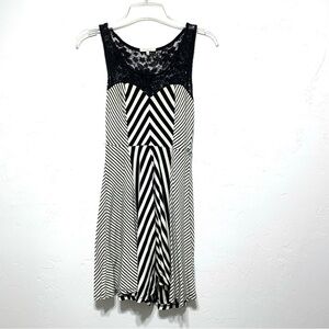 just ginger Black & White Stripe Lace Top Short Dress Sundress size Small